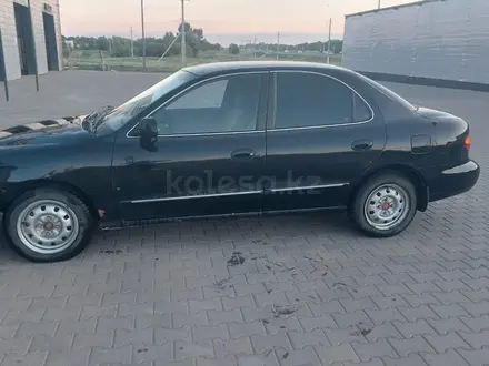 Hyundai Elantra 2001 года за 1 700 000 тг. в Актобе – фото 2