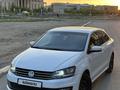 Volkswagen Polo 2016 года за 4 850 000 тг. в Атырау – фото 2