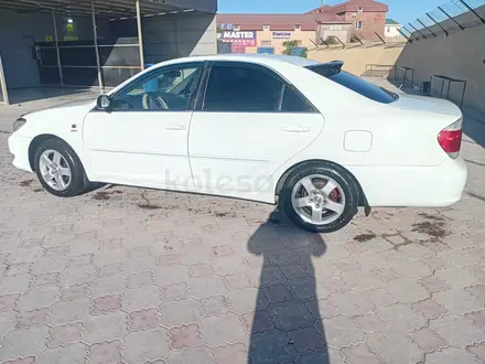 Toyota Camry 2005 года за 4 700 000 тг. в Актау – фото 2