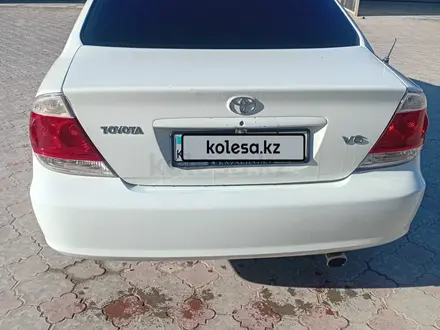 Toyota Camry 2005 года за 4 700 000 тг. в Актау – фото 3