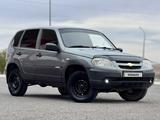Chevrolet Niva 2015 годаүшін3 530 000 тг. в Астана – фото 4