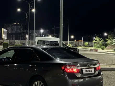 Toyota Camry 2013 года за 8 200 000 тг. в Караганда – фото 3