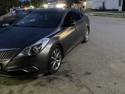 Hyundai Grandeur 2015 года за 8 900 000 тг. в Шымкент