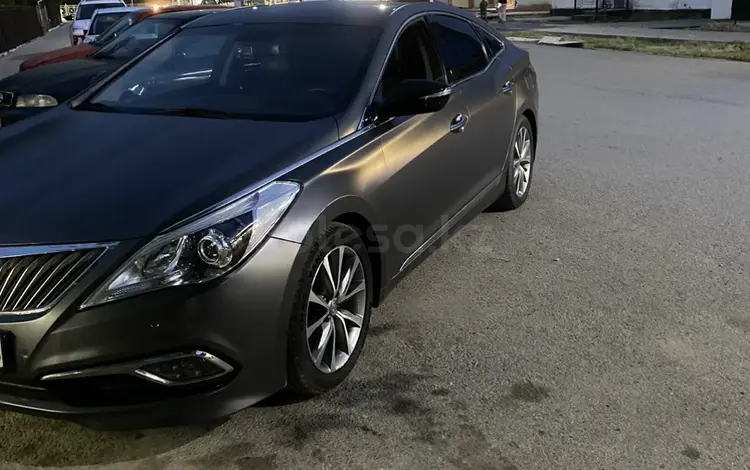 Hyundai Grandeur 2015 года за 8 900 000 тг. в Шымкент
