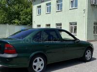 Opel Vectra 1996 годаfor600 000 тг. в Шымкент