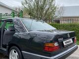 Mercedes-Benz E 230 1992 года за 2 700 000 тг. в Тараз – фото 3