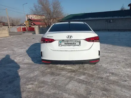 Hyundai Accent 2021 года за 6 000 000 тг. в Семей – фото 4