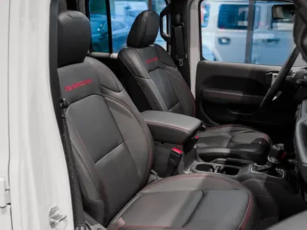 Jeep Wrangler Rubicon 2023 года за 37 000 000 тг. в Алматы – фото 3