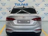 Hyundai Accent 2018 года за 7 950 000 тг. в Алматы – фото 2