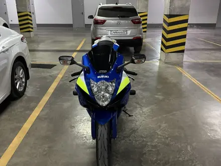 Suzuki  GSX-R 600 2011 года за 3 800 000 тг. в Астана – фото 2