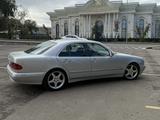 Mercedes-Benz E 320 2000 года за 5 500 000 тг. в Алматы – фото 4