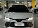 Toyota Camry 2017 годаfor15 000 000 тг. в Алматы – фото 5