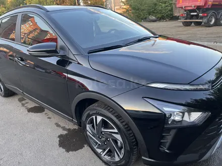 Hyundai Bayon 2023 года за 7 300 000 тг. в Петропавловск – фото 16