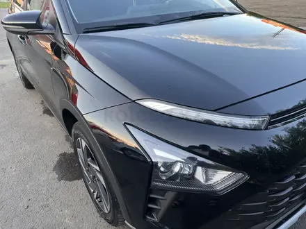 Hyundai Bayon 2023 года за 7 300 000 тг. в Петропавловск – фото 19