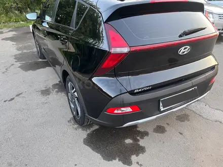 Hyundai Bayon 2023 года за 7 300 000 тг. в Петропавловск – фото 6