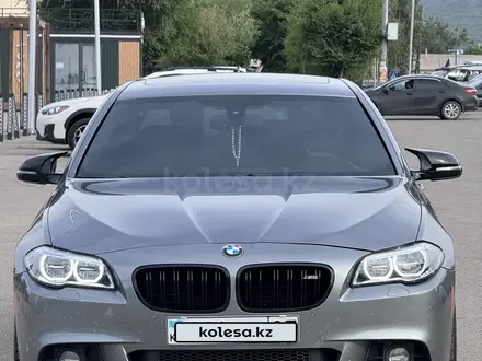 BMW 535 2015 года за 12 640 000 тг. в Алматы