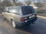 Volkswagen Passat 1992 годаfor2 500 000 тг. в Алматы – фото 4