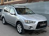 Mitsubishi Outlander 2011 года за 5 600 000 тг. в Караганда