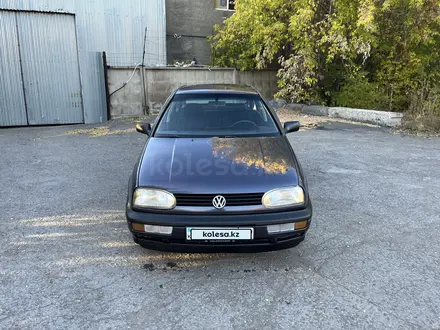 Volkswagen Golf 1993 года за 1 700 000 тг. в Караганда – фото 3