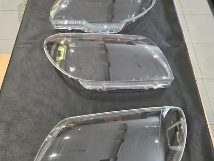 4Runner стёкла фар правое и левое, Тараз см. Описание за 48 000 тг. в Тараз