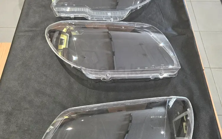 4Runner стёкла фар правое и левое, Тараз см. Описание за 48 000 тг. в Тараз