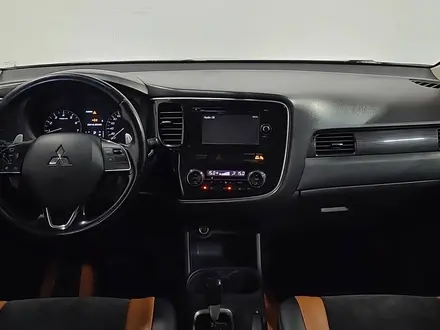 Mitsubishi Outlander 2016 года за 8 490 000 тг. в Алматы – фото 21