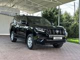 Toyota Land Cruiser Prado 2021 года за 25 500 000 тг. в Алматы