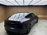 Tesla Model 3 Performance 2024 года за 20 000 000 тг. в Алматы – фото 4