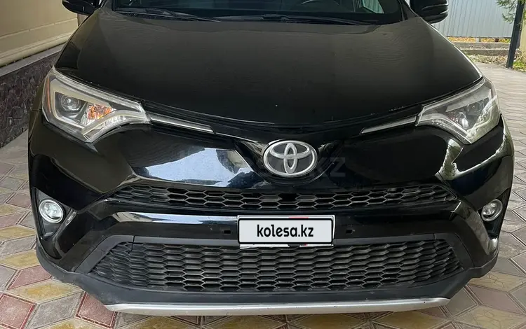 Toyota RAV4 2016 года за 7 300 000 тг. в Атырау