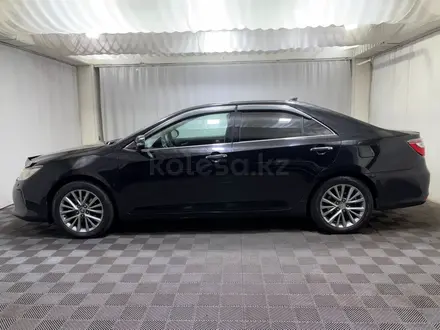 Toyota Camry 2016 года за 9 500 000 тг. в Алматы – фото 3