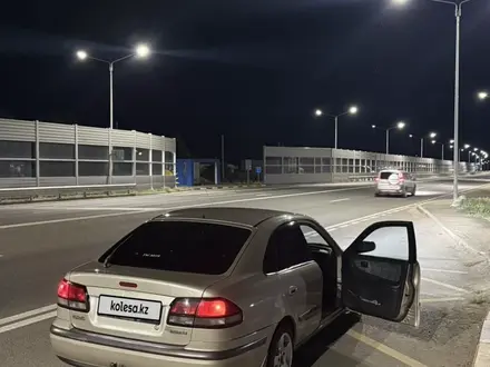 Mazda 626 1998 года за 2 500 000 тг. в Актобе – фото 2