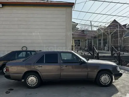 Mercedes-Benz E 230 1990 года за 700 000 тг. в Шымкент – фото 5