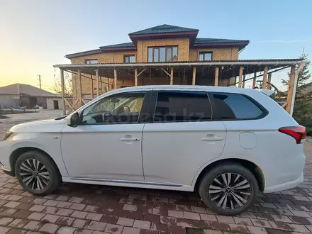 Mitsubishi Outlander 2022 года за 9 800 000 тг. в Астана – фото 6