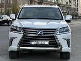 Lexus LX 570 2016 года за 36 000 000 тг. в Атырау