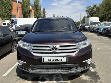 Toyota Highlander 2012 года за 9 673 333 тг. в Алматы – фото 2