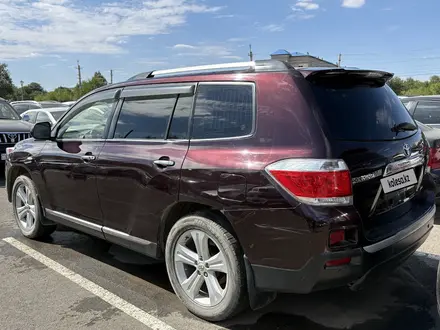Toyota Highlander 2012 года за 9 673 333 тг. в Алматы – фото 4