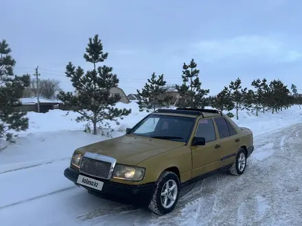 Mercedes-Benz E 230 1987 года за 1 150 000 тг. в Астана – фото 4