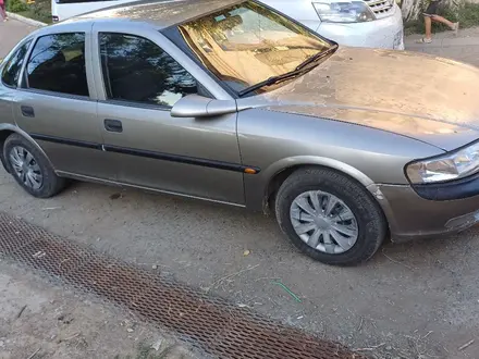 Opel Vectra 1996 года за 1 000 000 тг. в Уральск