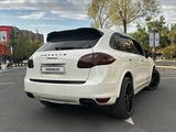 Porsche Cayenne 2011 года за 11 000 000 тг. в Алматы – фото 5