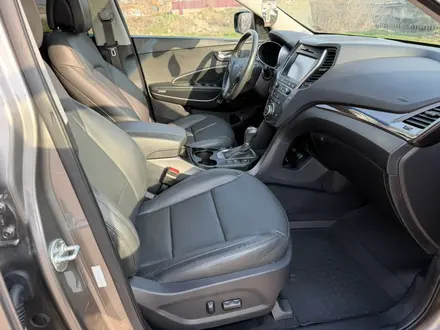 Hyundai Santa Fe 2017 года за 11 500 000 тг. в Алматы – фото 18