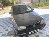 Volkswagen Golf 1993 годаfor900 000 тг. в Алматы