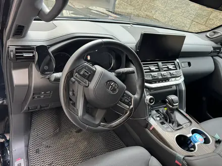 Toyota Land Cruiser 2024 года за 57 900 000 тг. в Астана – фото 9