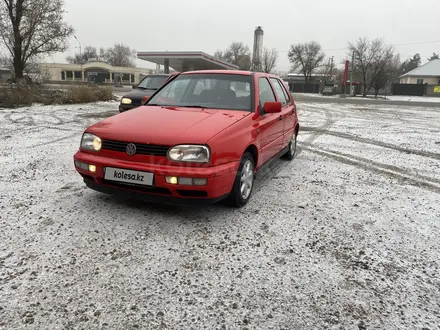 Volkswagen Golf 1997 года за 2 500 000 тг. в Алматы – фото 3