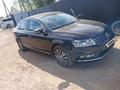 Volkswagen Passat 2014 годаүшін7 500 000 тг. в Атырау