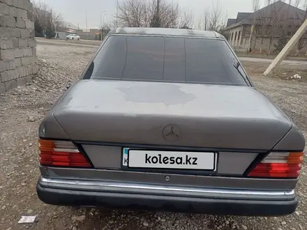 Mercedes-Benz E 200 1991 года за 1 300 000 тг. в Туркестан – фото 4