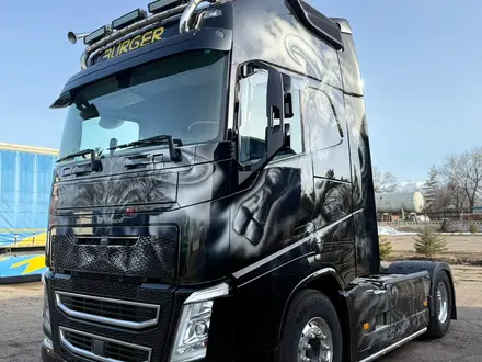 Volvo  FH 2018 года за 43 900 000 тг. в Алматы – фото 16