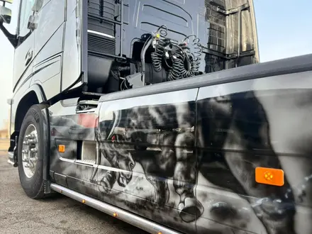 Volvo  FH 2018 года за 43 900 000 тг. в Алматы – фото 5