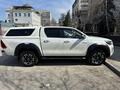 Toyota Hilux 2023 года за 30 000 000 тг. в Алматы – фото 3