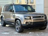 Land Rover Defender X-Dynamic SE 2025 года за 81 056 000 тг. в Алматы – фото 3