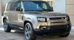 Land Rover Defender X-Dynamic SE 2025 года за 81 056 000 тг. в Алматы – фото 3